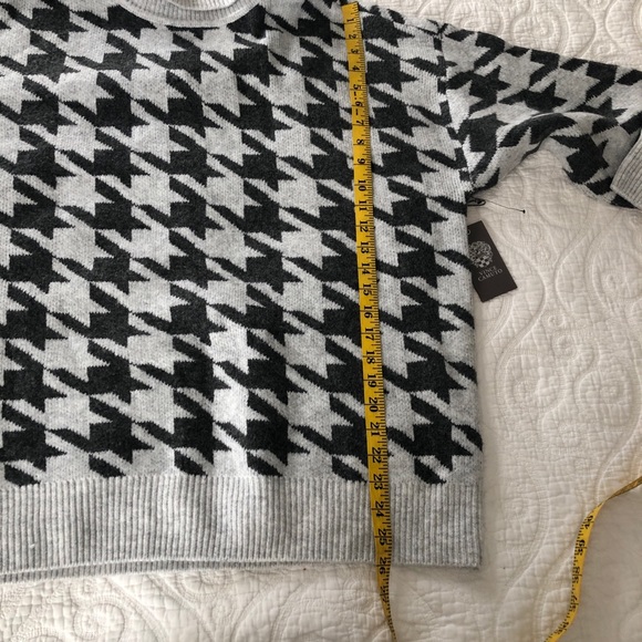 Vince Camuto Turtleneck Sweater - Picture 4 of 8